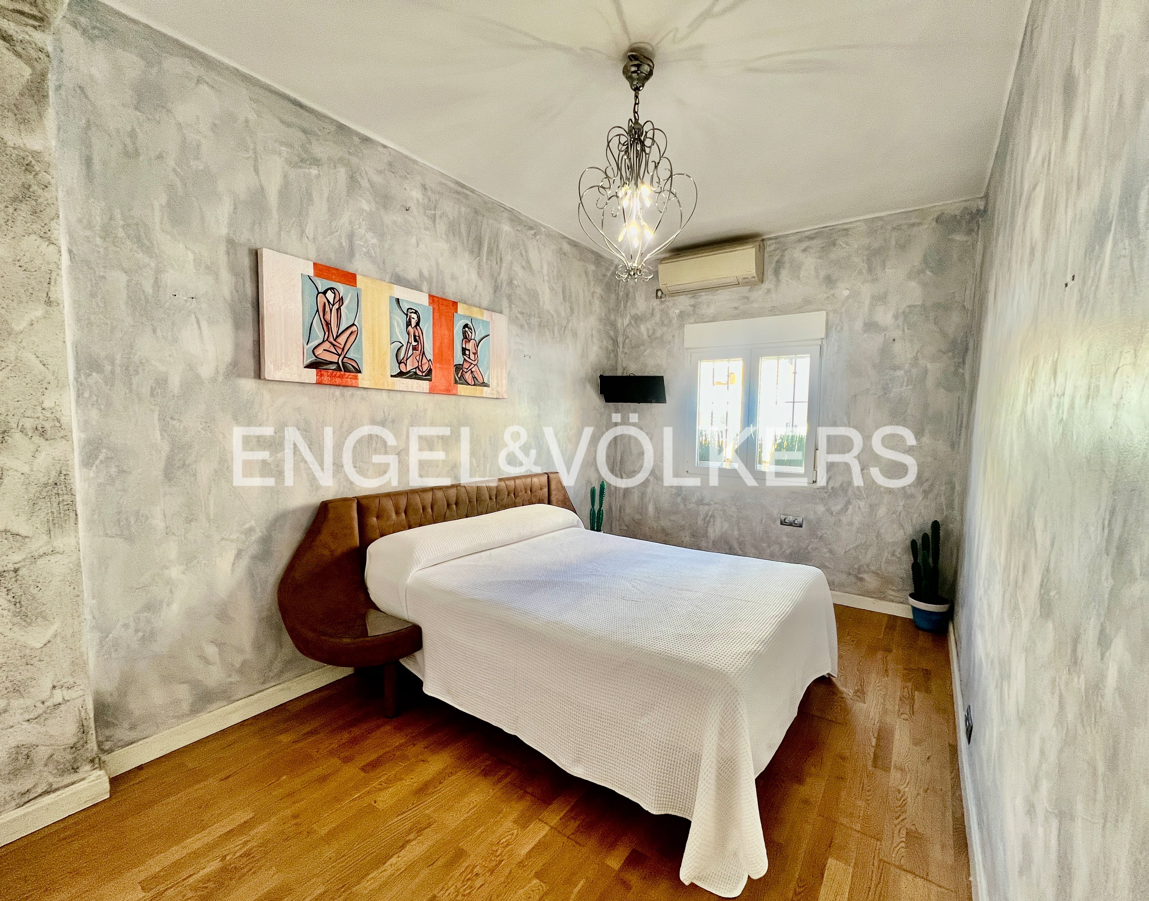 Habitación de Apartamento en venta en  Sevilla Capital con Aire acondicionado, Calefacción y Balcón