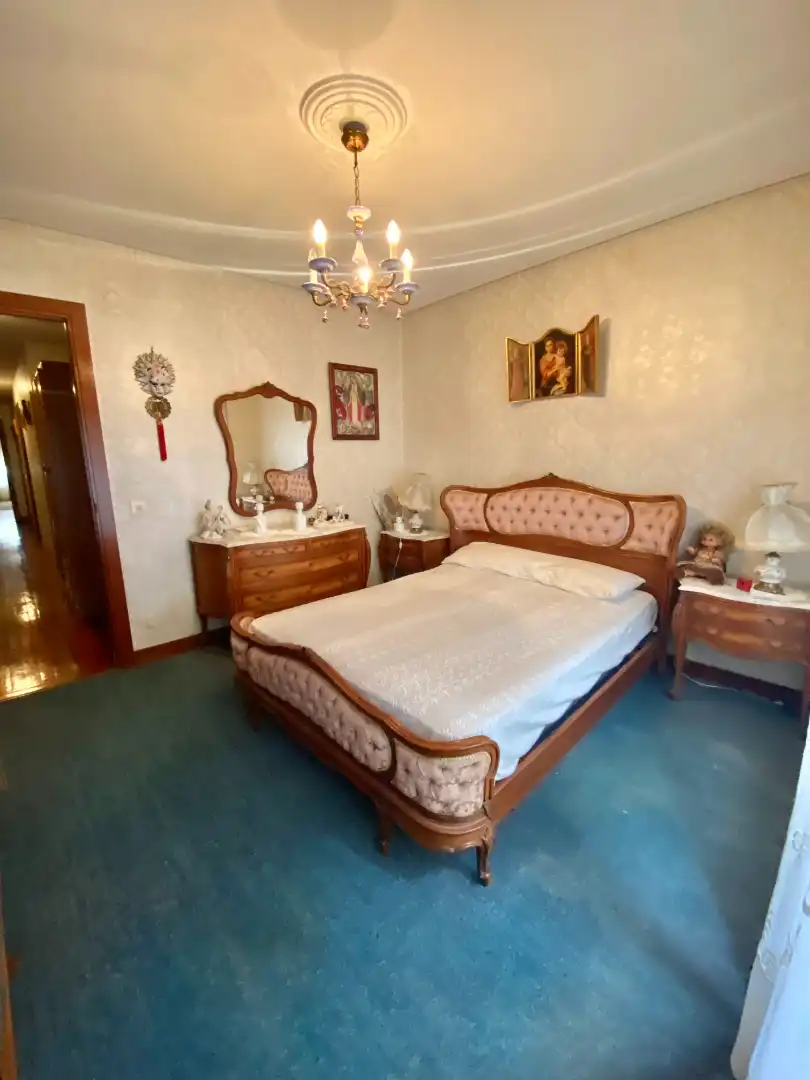 Habitación de Piso en venta en Santander con Calefacción, Terraza y Amueblado