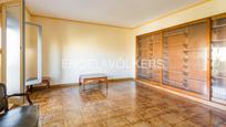 Sala d'estar de Apartament en venda en  Barcelona Capital amb Aire condicionat, Calefacció i Parquet