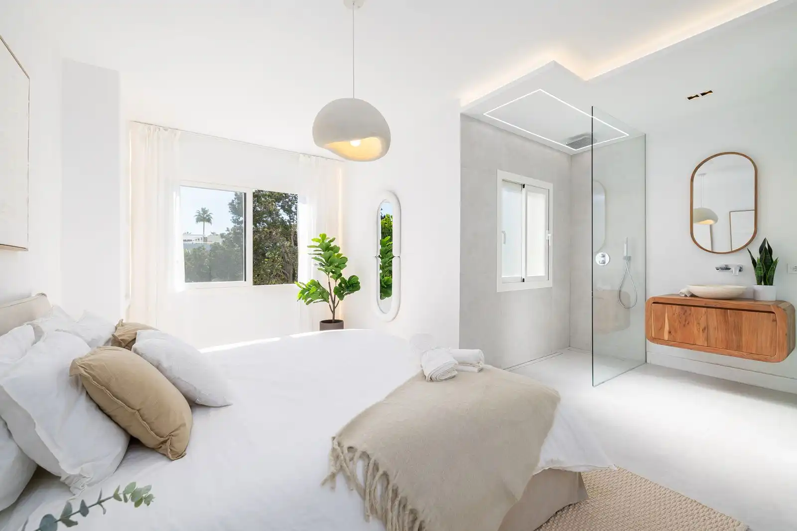Schlafzimmer von Maisonette zum Verkauf in Marbella mit Möbliert und Gemeinschaftspool