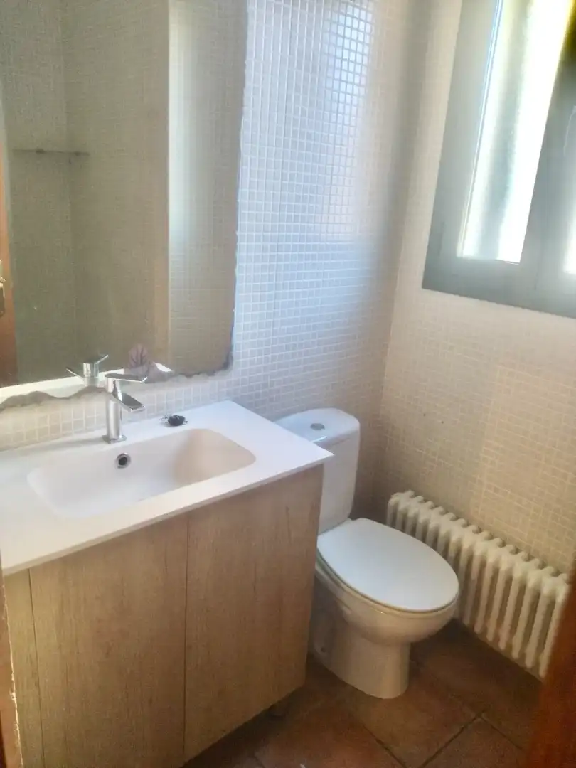 Baño de Dúplex en venta en Llagostera con Calefacción, Terraza y Balcón