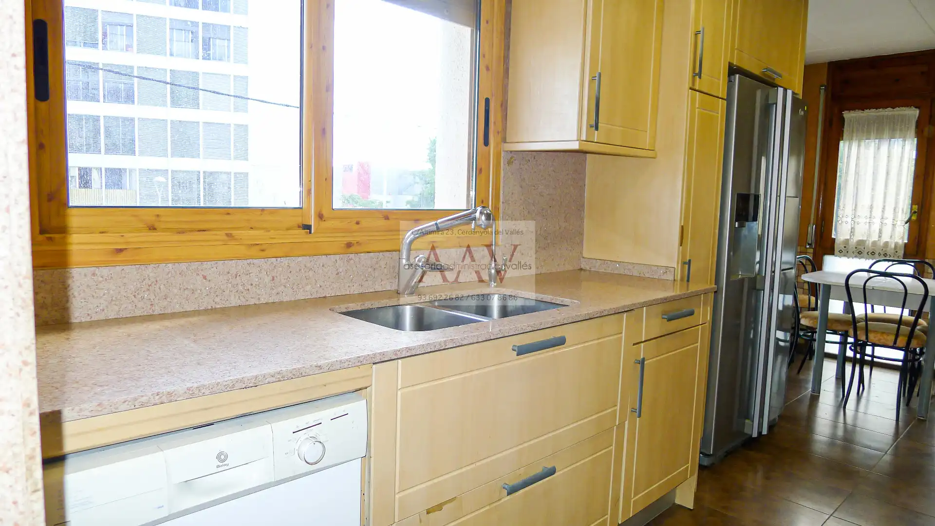 Cocina de Casa o chalet en venta en Cerdanyola del Vallès con Calefacción, Jardín privado y Terraza
