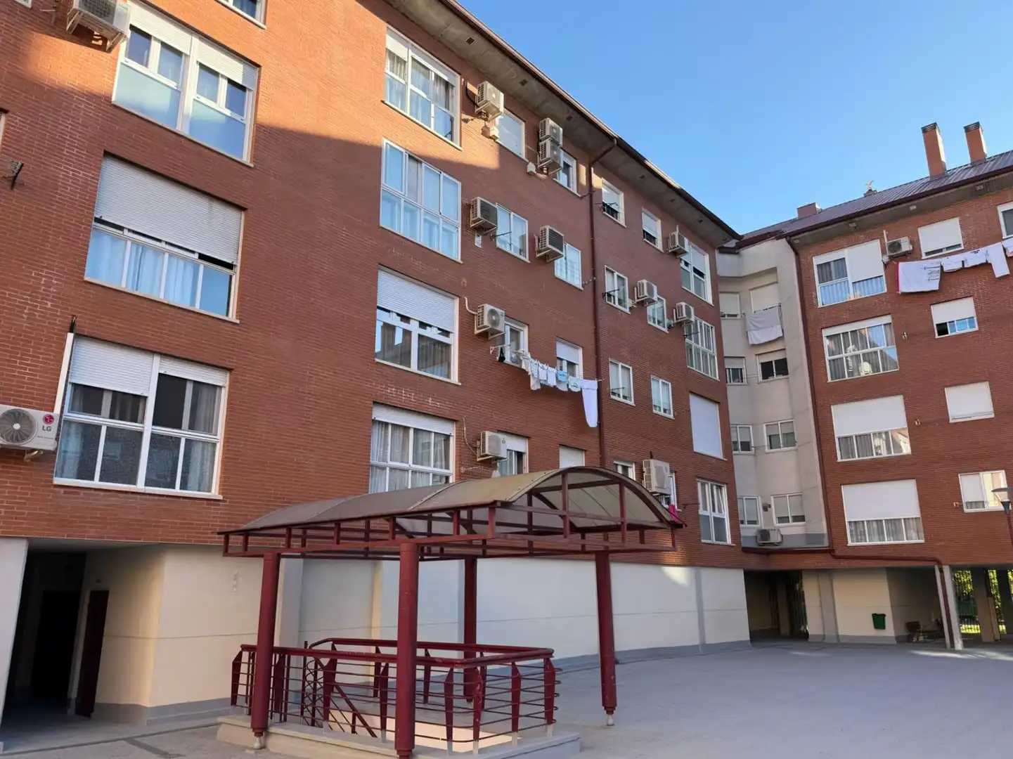 Vista exterior de Pis en venda en Getafe amb Aire condicionat, Calefacció i Traster