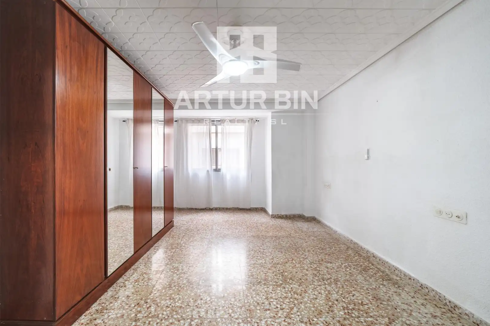 Flat with terrace for sale in El Mercado, imagen 9