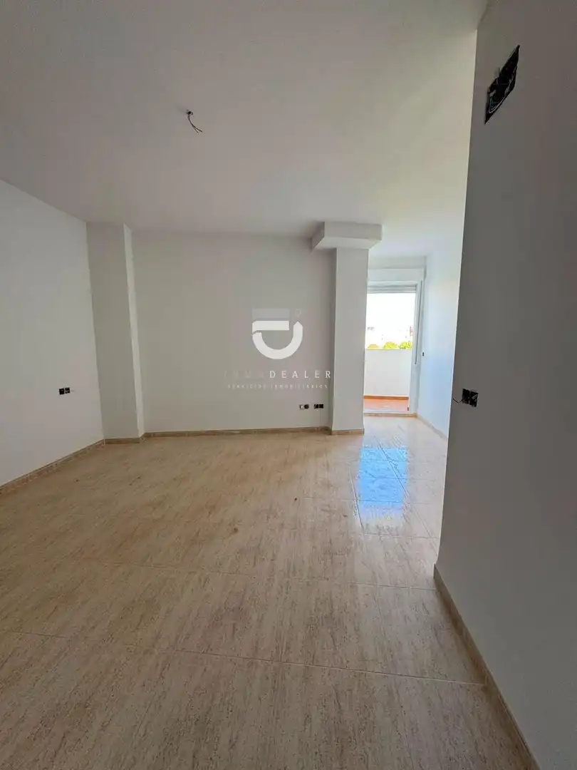 Dachboden zum Verkauf in Gandia mit Privatgarten, Terrasse und Balkon