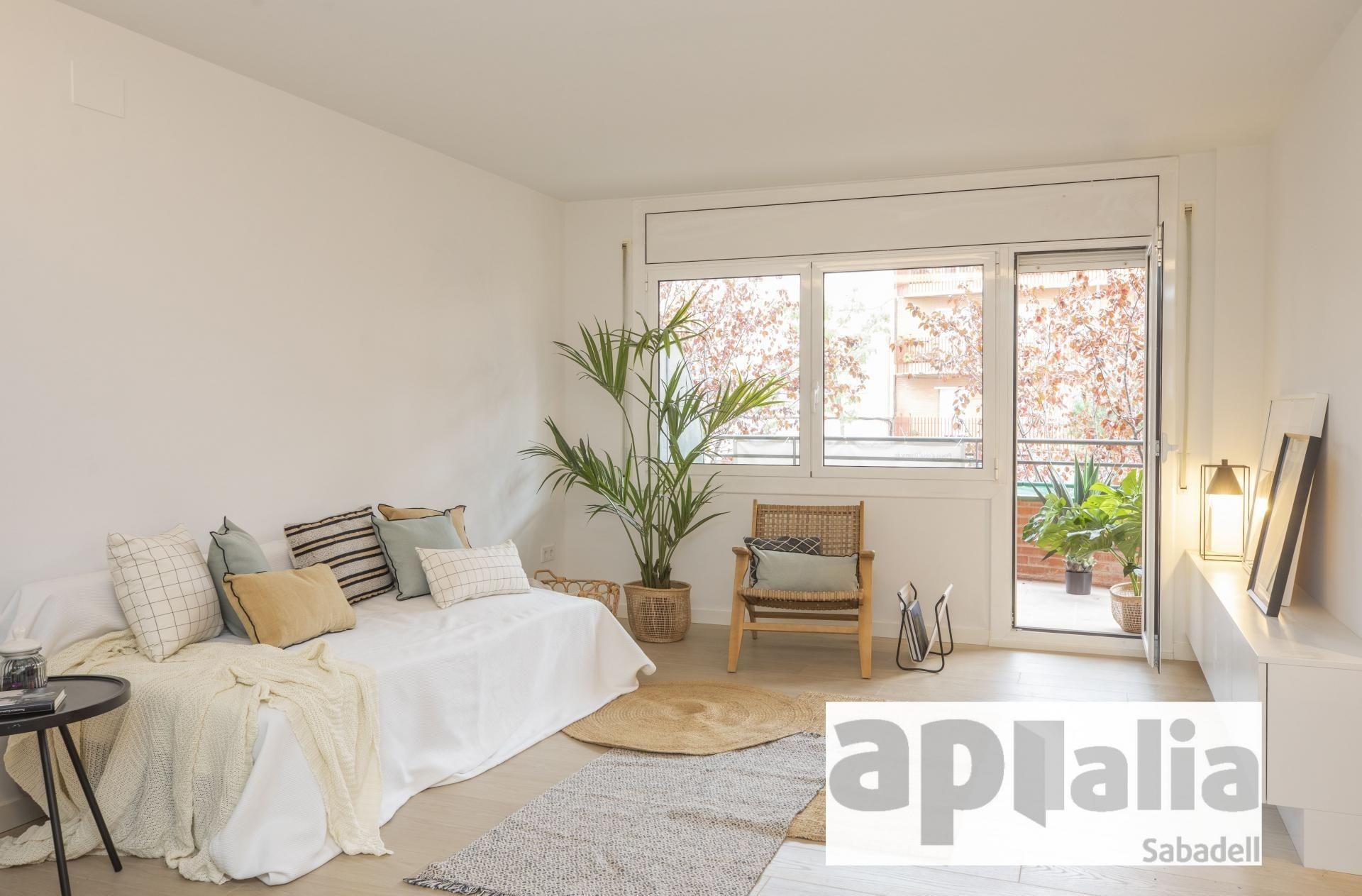 Bedroom of Flat for sale in Castellar del Vallès  with Heating, Terrace and Storage room