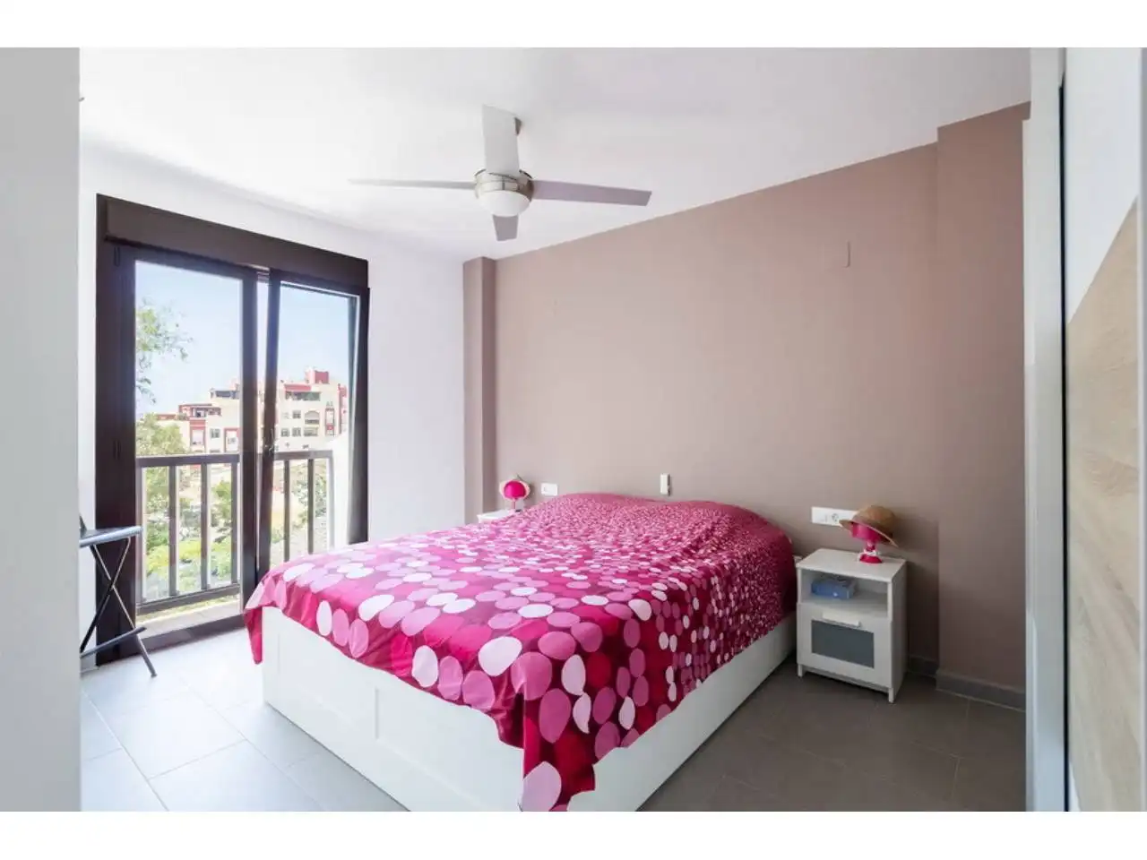 Bedroom of Attic for sale in Salobreña  with Air Conditioner, Terrace and Storage room