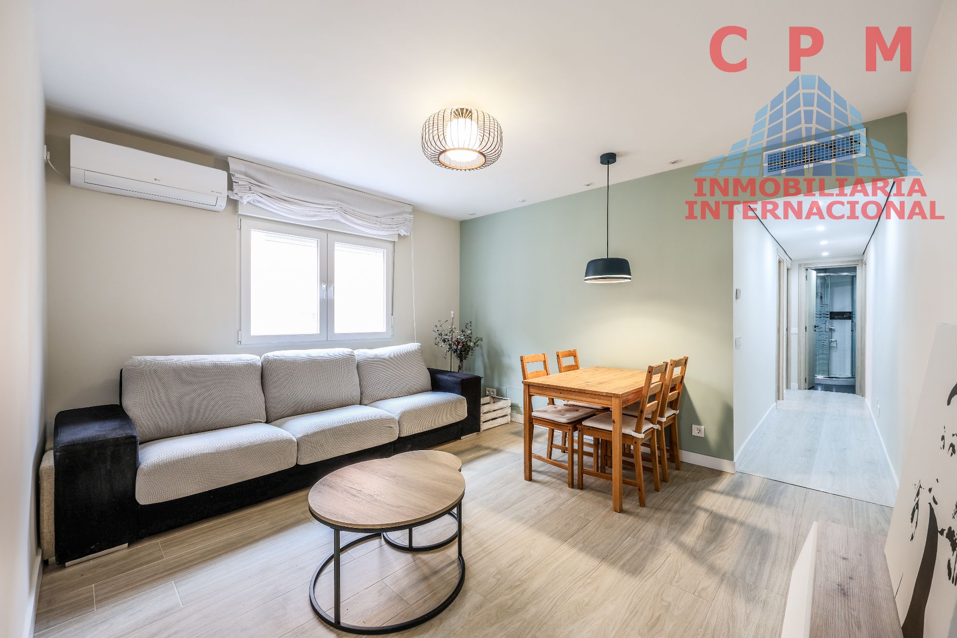 Sala d'estar de Àtic de lloguer en  Madrid Capital amb Aire condicionat, Calefacció i Parquet