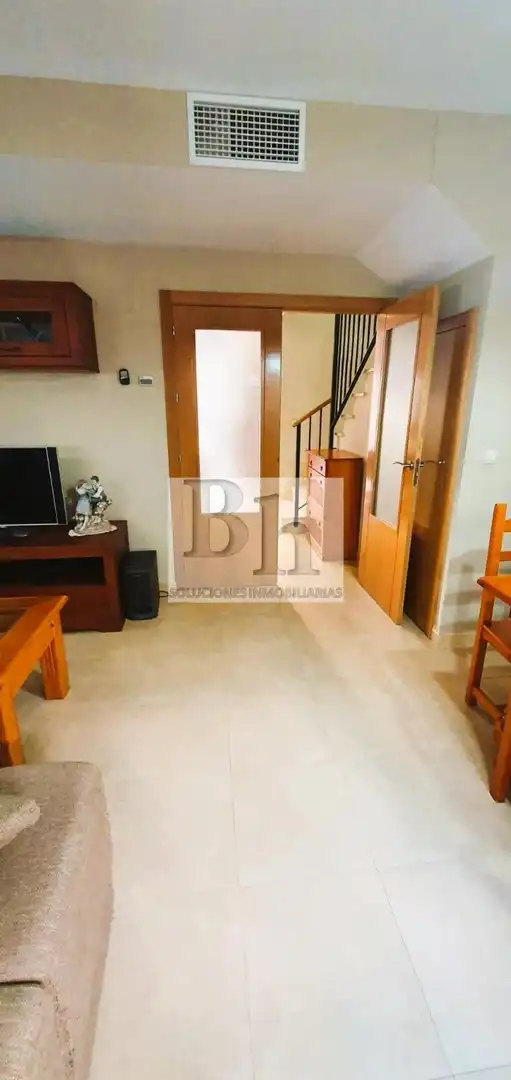 Casa adosada en venta en Alhaurín de la Torre con Aire acondicionado, Calefacción y Jardín privado