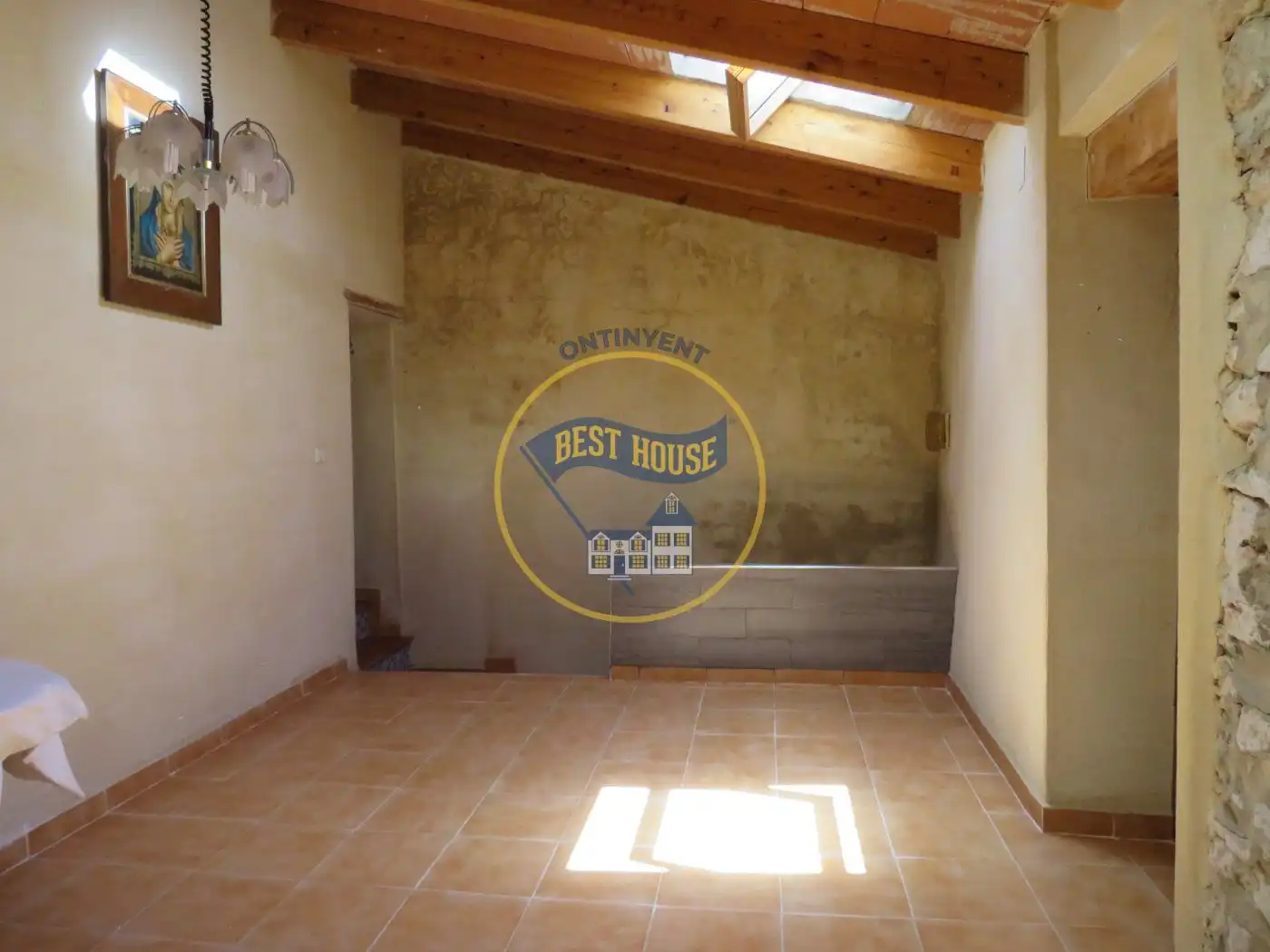 Houses for sale in Montesa  with Terrace and Furnished