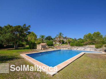 Casa rustica con piscina in vendita a Port de Pollença