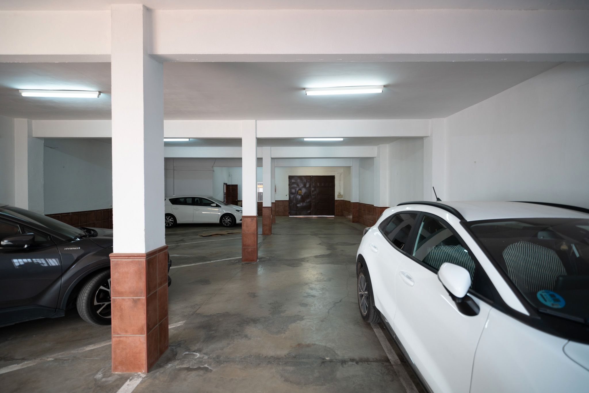 Aparcament de Casa o xalet en venda en Brenes amb Moblat i Balcó