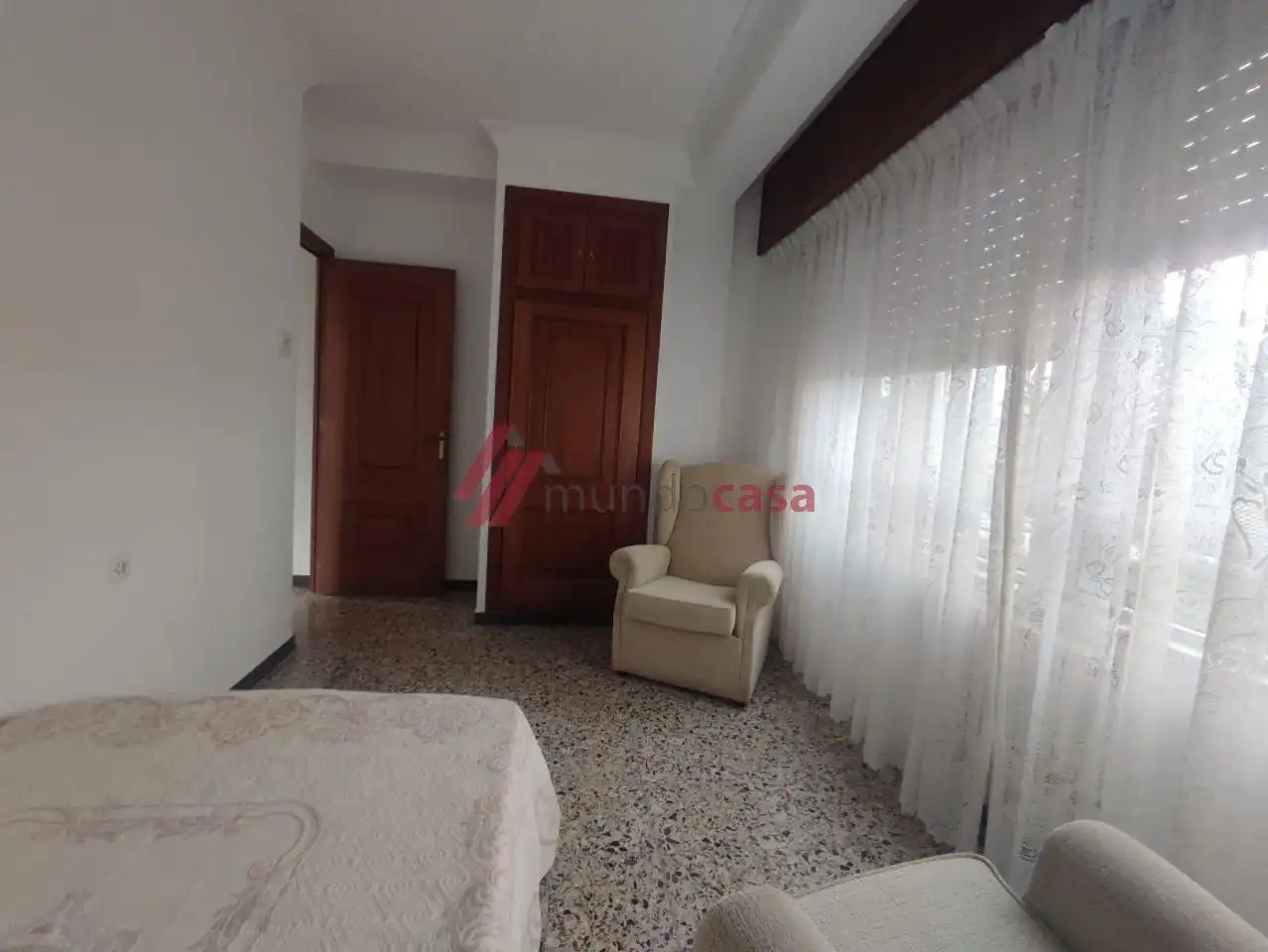 Habitación de Piso de alquiler en Ferrol con Calefacción y Amueblado
