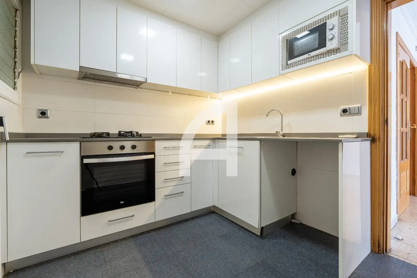 Flat with lift for sale in Barcelona, imagen 13
