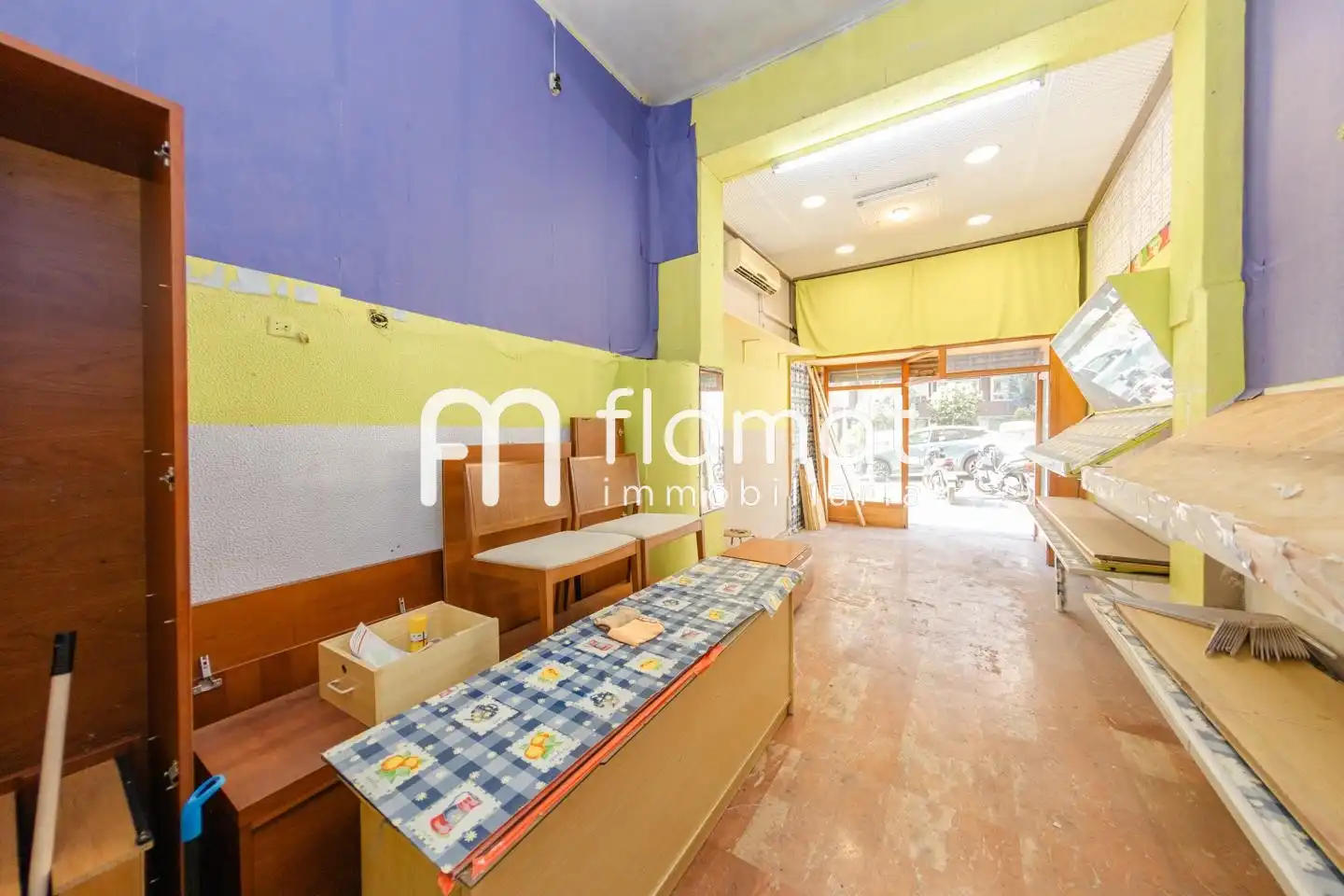 Local comercial en venta en Carrer de Sardenya 512