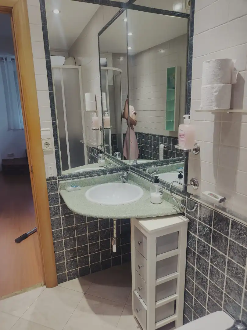 Bany de Apartament de lloguer en Zaragoza amb Calefacció, Parquet i Moblat