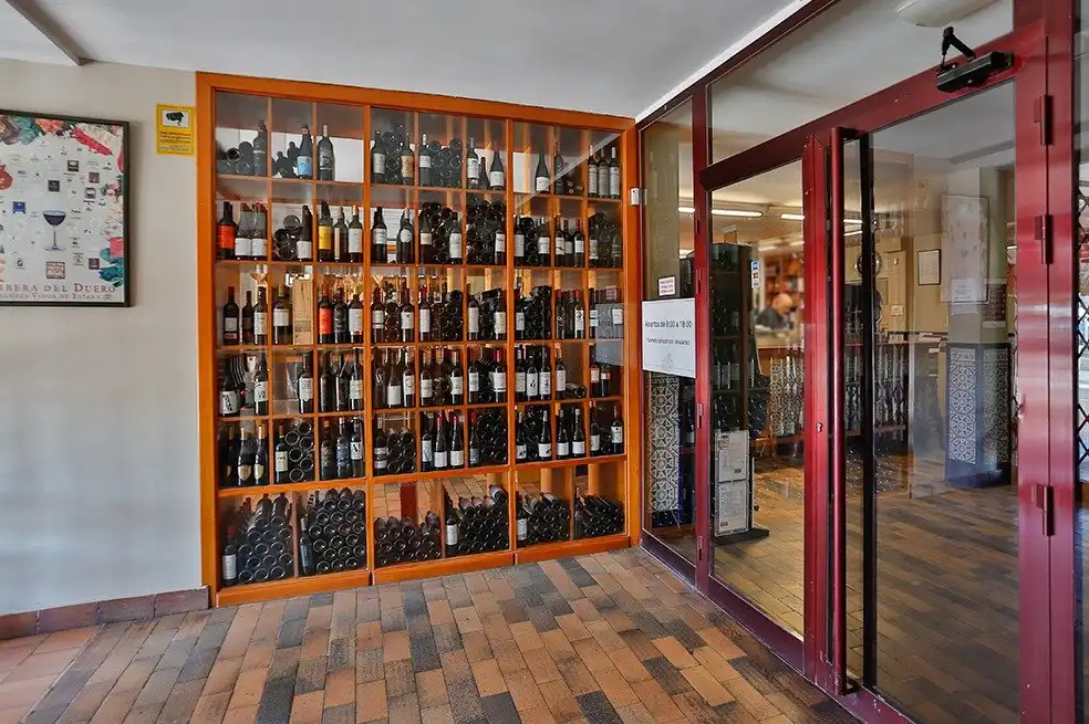 Buildings for sale in Sardón de Duero