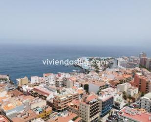 Vista exterior de Pis en venda en Puerto de la Cruz amb Aire condicionat, Terrassa i Traster