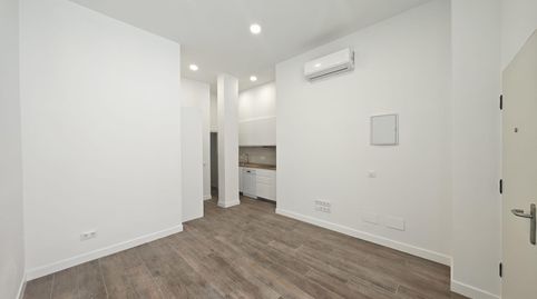 Foto 3 de Planta baja en venta en Pueblo Nuevo, Madrid Capital