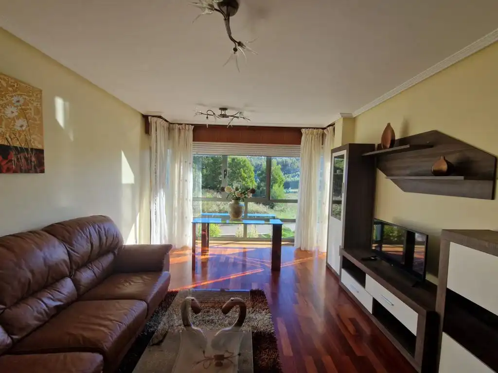 Appartement compact avec ascenseur à vendre à Estrada Rianxiño 23