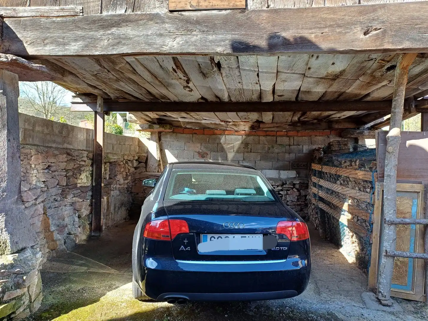 Aparcament de Casa o xalet en venda en Illas amb Terrassa, Traster i Piscina