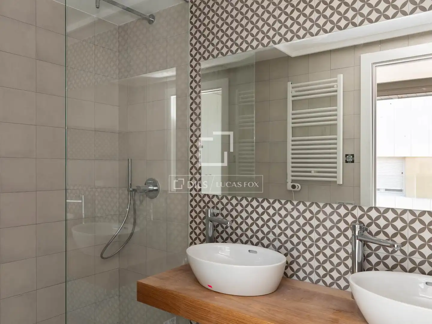 Bathroom of Flat for sale in Lloret de Mar  with Air Conditioner, Heating and Terrace