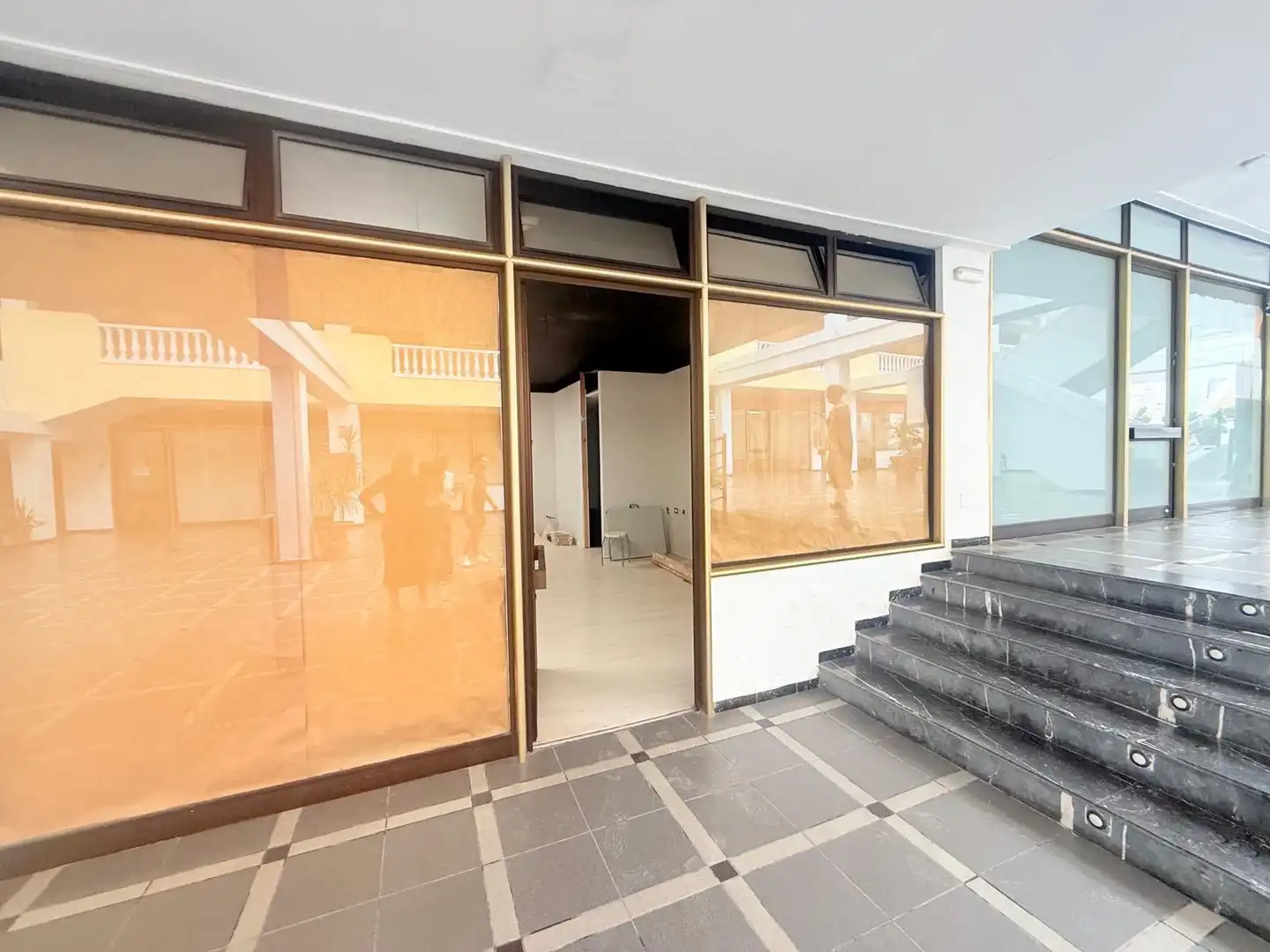 Local comercial en venda a Camelia
