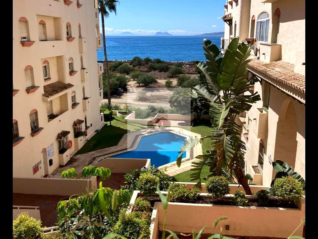 Exterior view of Flat to rent in Estepona  with Air Conditioner, Furnished and Community pool