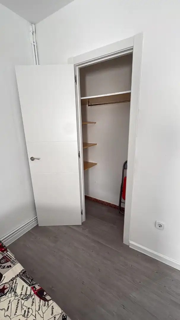 Habitación de Piso de alquiler en Sueca con Aire acondicionado y Amueblado