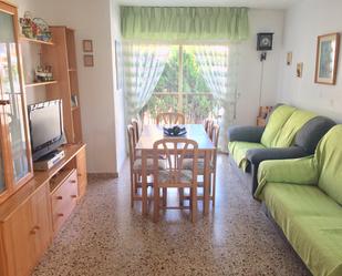 Menjador de Apartament de lloguer en Santa Pola amb Terrassa i Balcó