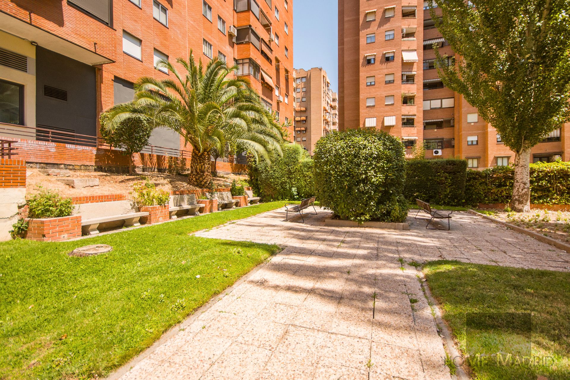 Jardí de Pis en venda en  Madrid Capital amb Calefacció, Parquet i Terrassa