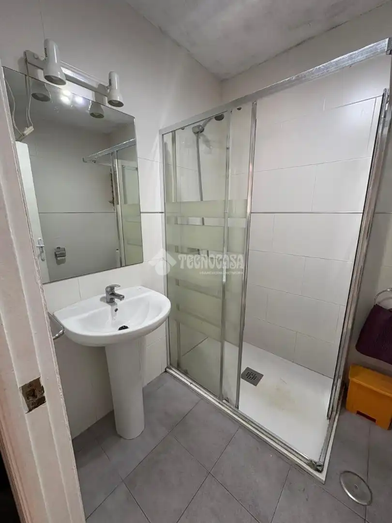 Bathroom of Flat for sale in Málaga  with Terrace