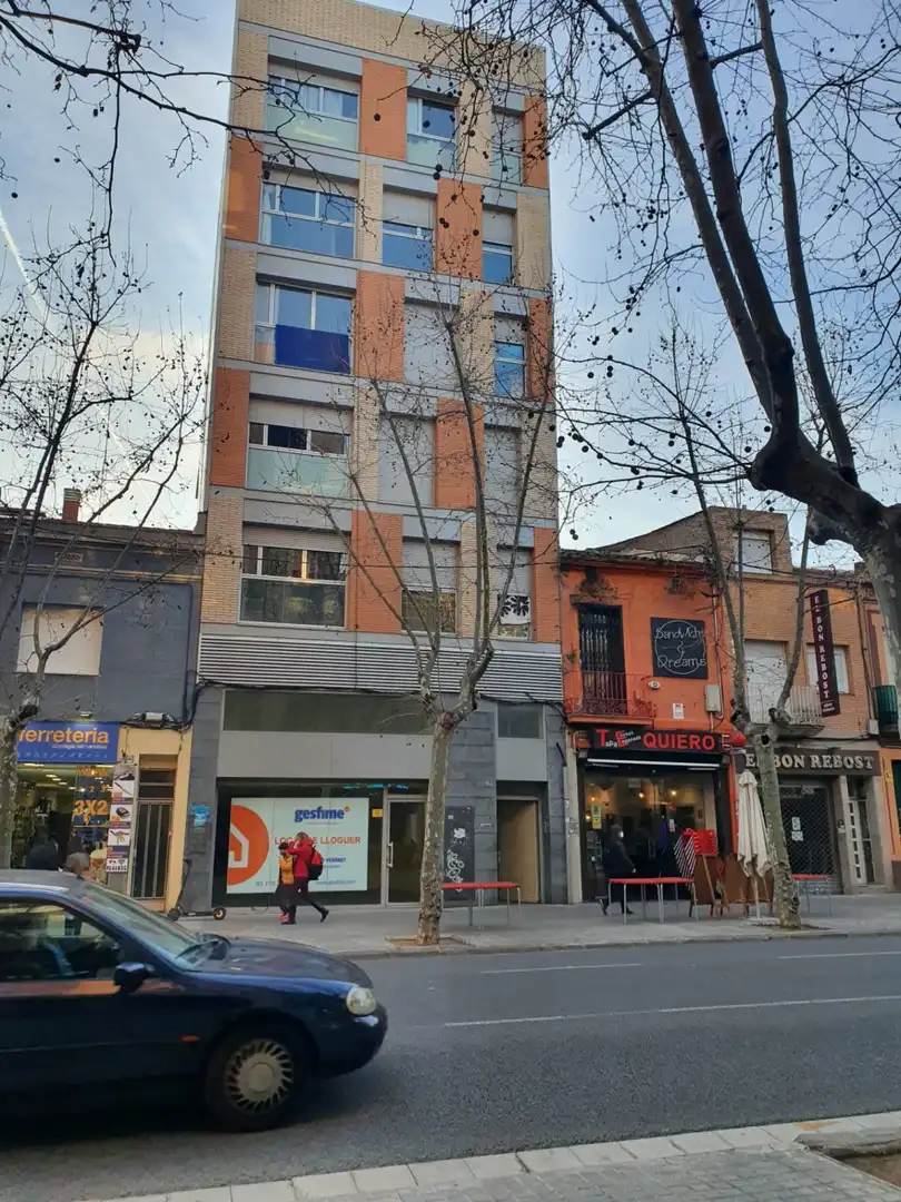 Business premises to rent in Centre - Sant Oleguer, imagen 16