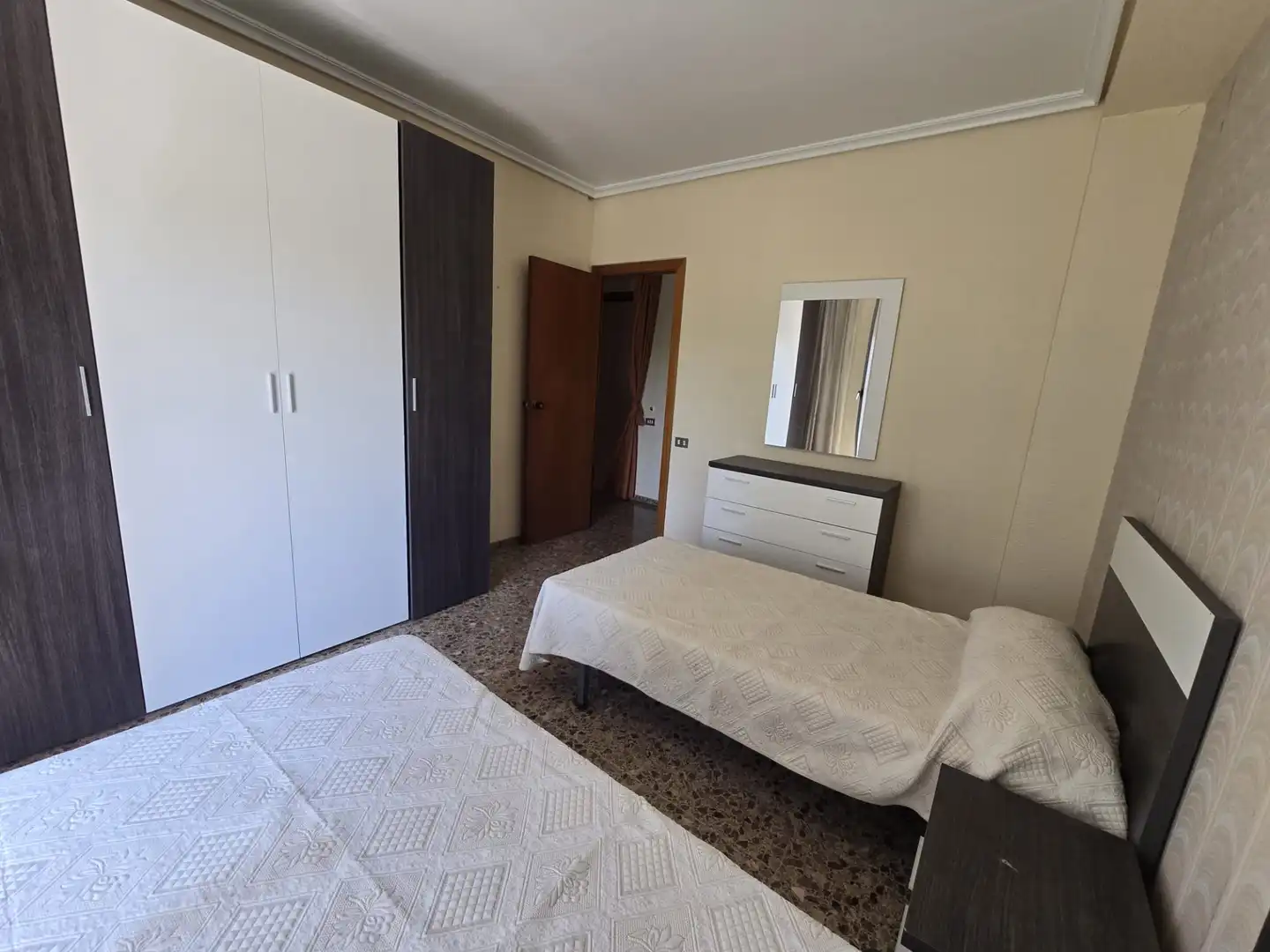 Schlafzimmer von Wohnung zum Verkauf in Castellón de la Plana / Castelló de la Plana mit Abstellraum und Balkon