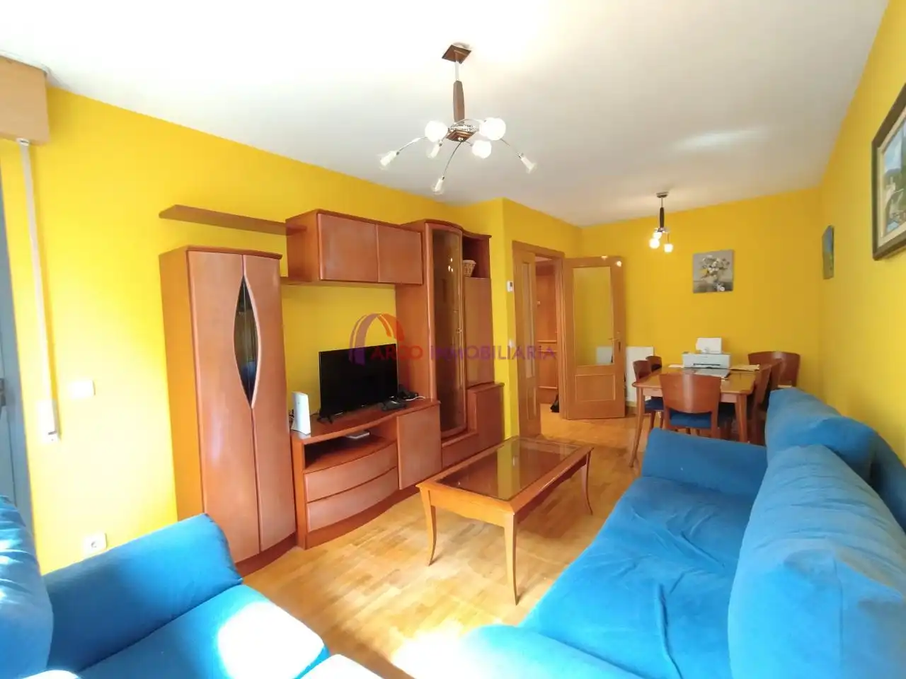 Wohnzimmer von Wohnungen zum Verkauf in Burgos mit Heizung, Parkett und Abstellraum