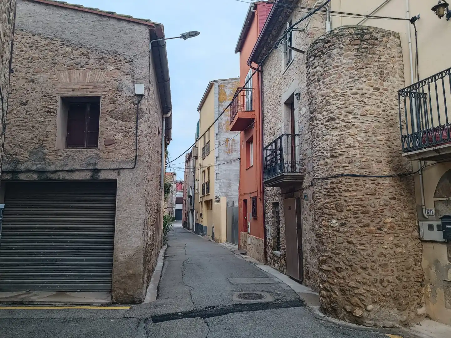 Vista exterior de Casa adosada en venta en Cabanes (Girona)