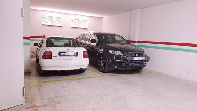 Garaje en Venta en Calle Victoria en Pizarrales