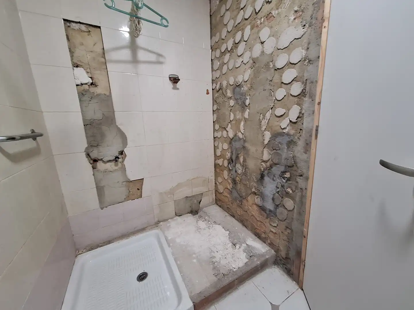 Bathroom of Houses for sale in Sueca  with Air Conditioner, Parquet flooring and Storage room