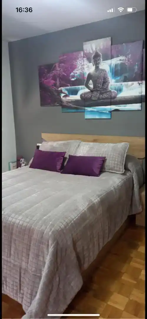 Habitación de Dúplex en venta en O Barco de Valdeorras   con Parquet, Trastero y Amueblado