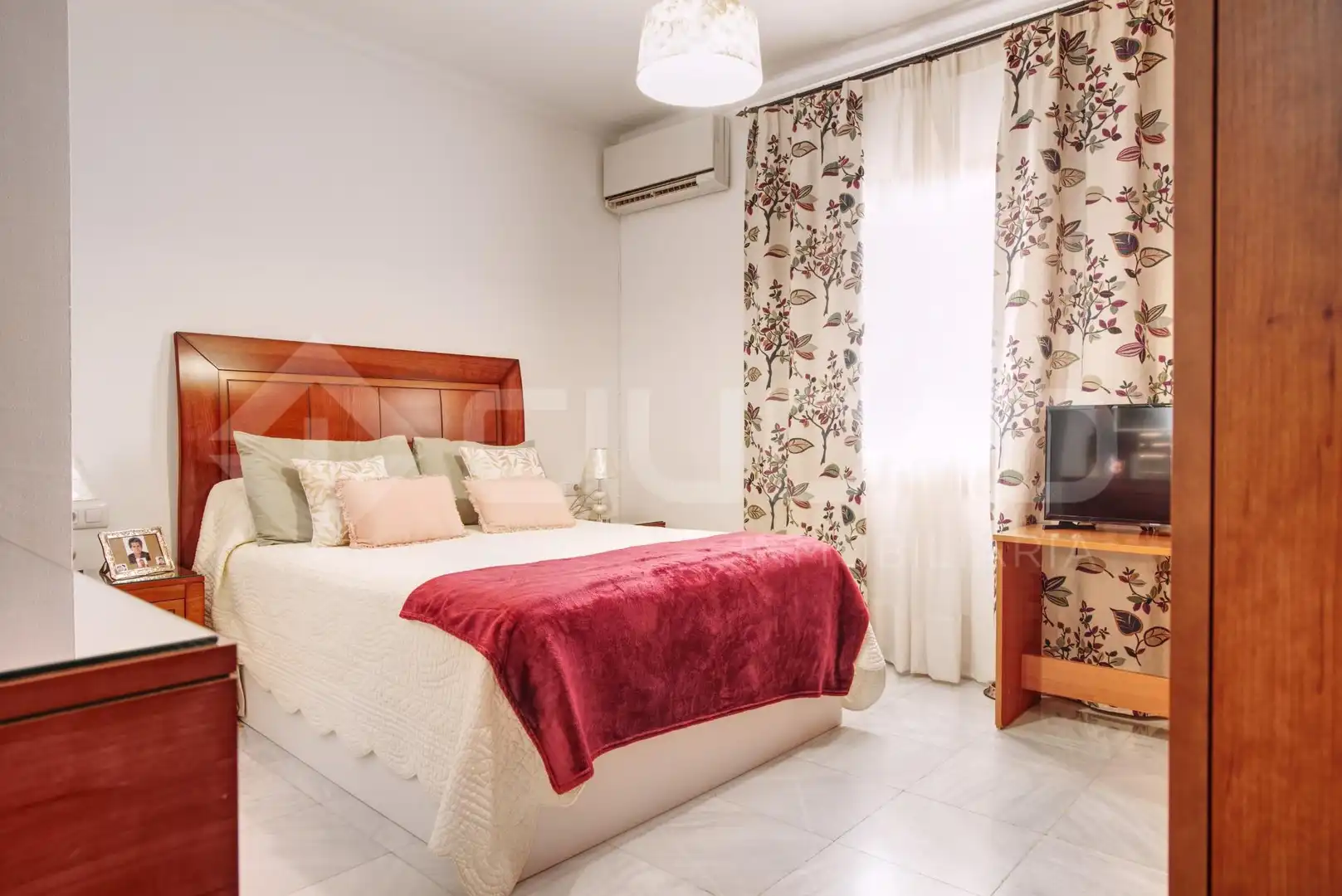 Dormitori de Casa o xalet en venda en Marchena