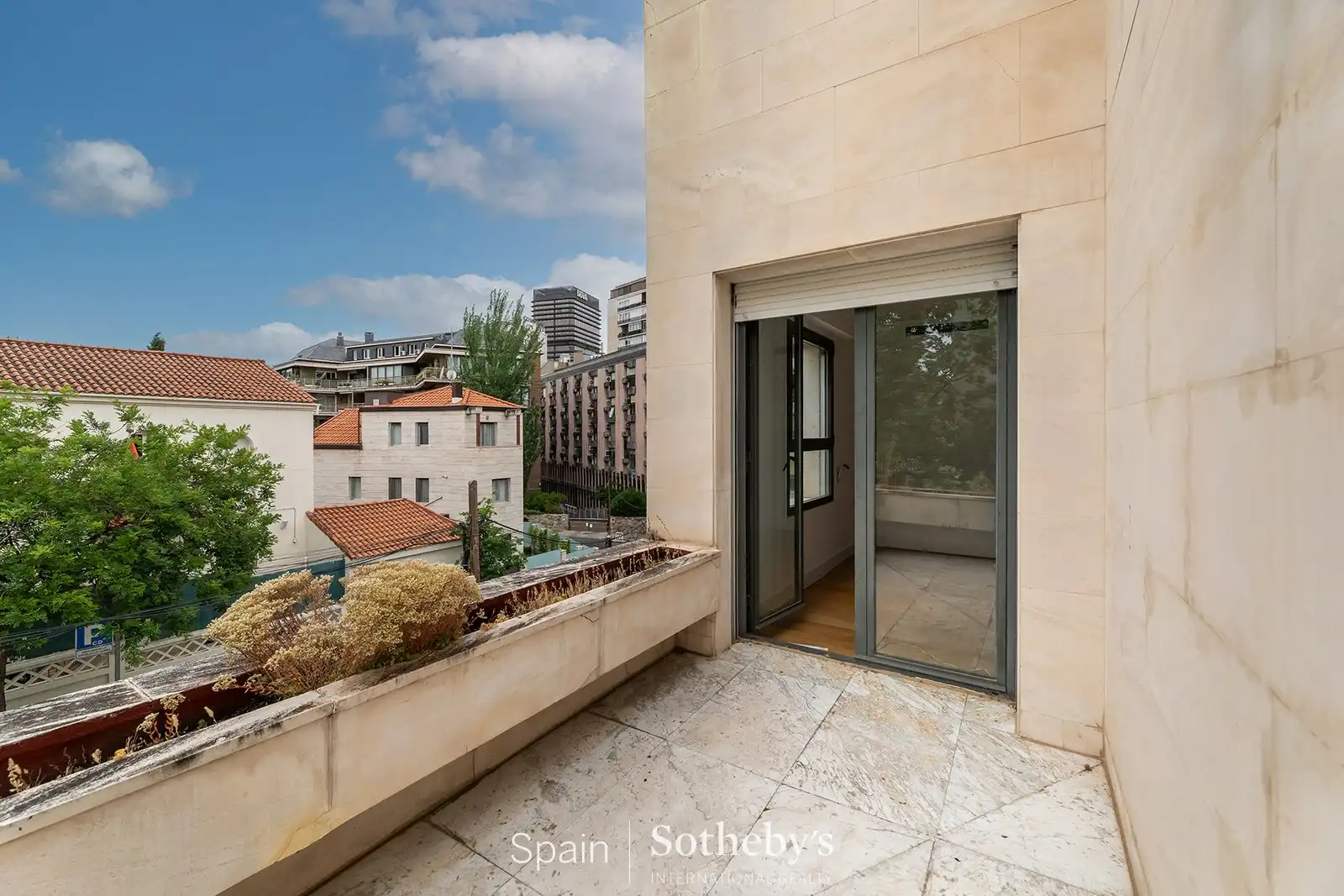 Terrace of Houses for rent in Madrid  with Air Conditioner, Heating and Private garden