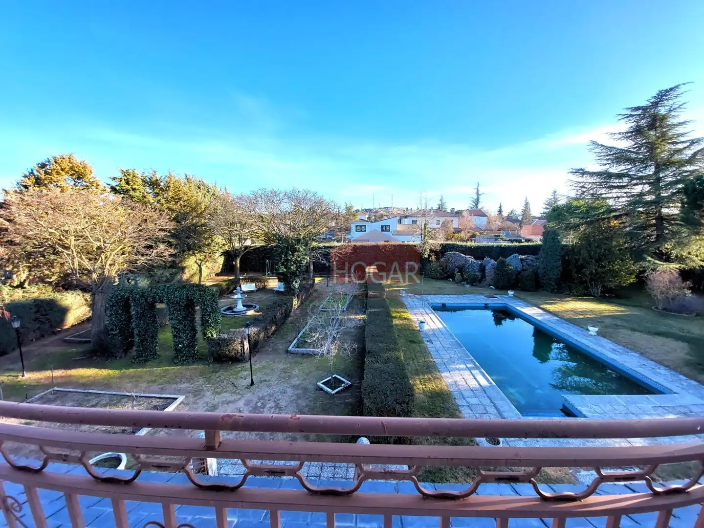 Jardín de Casa o chalet en venta en Ávila con Jardín privado, Trastero y Piscina