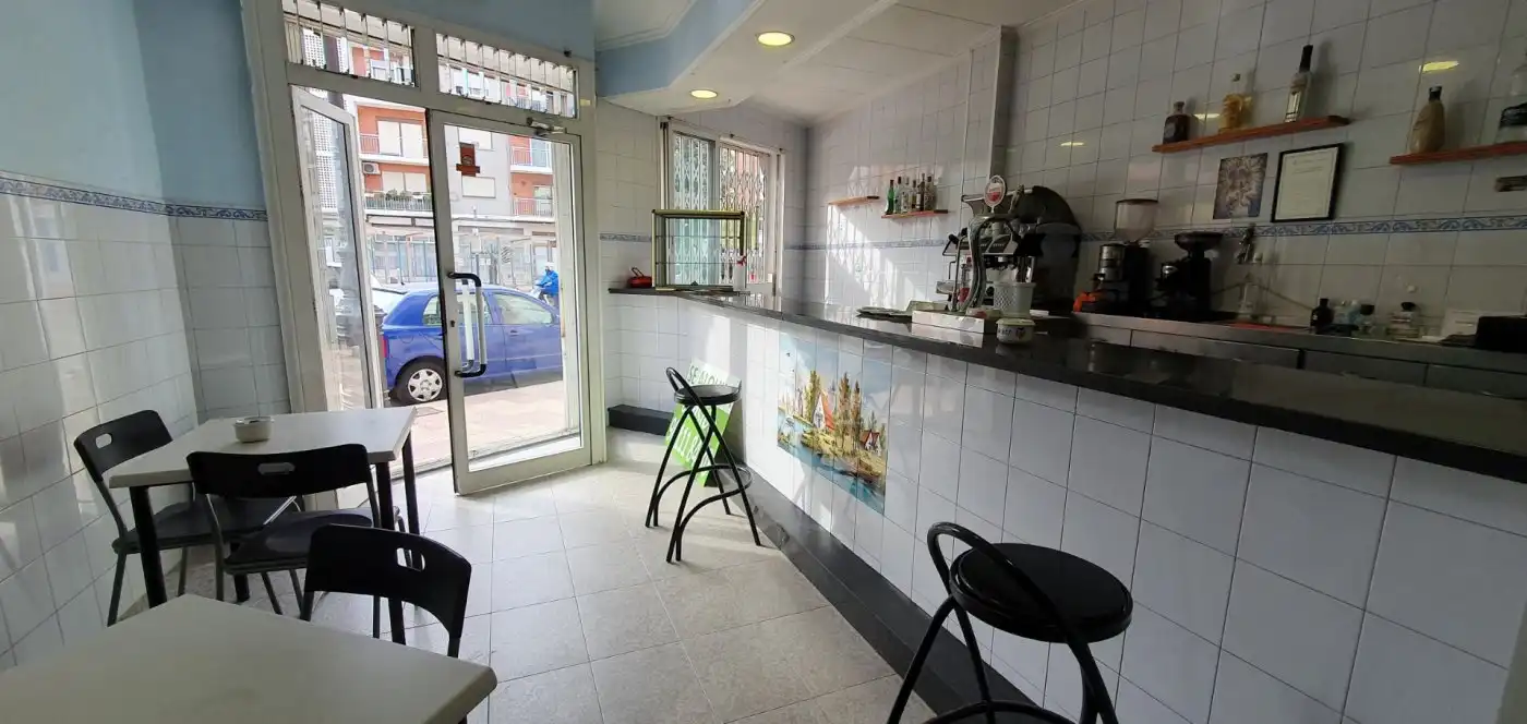 Geschaftsraum zur Miete in Cullera mit Terrasse