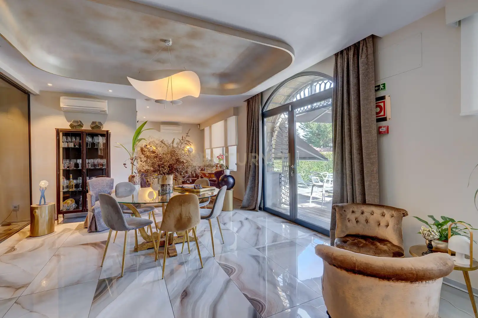 Menjador de Casa o xalet en venda en Donostia - San Sebastián  amb Aire condicionat, Jardí privat i Piscina