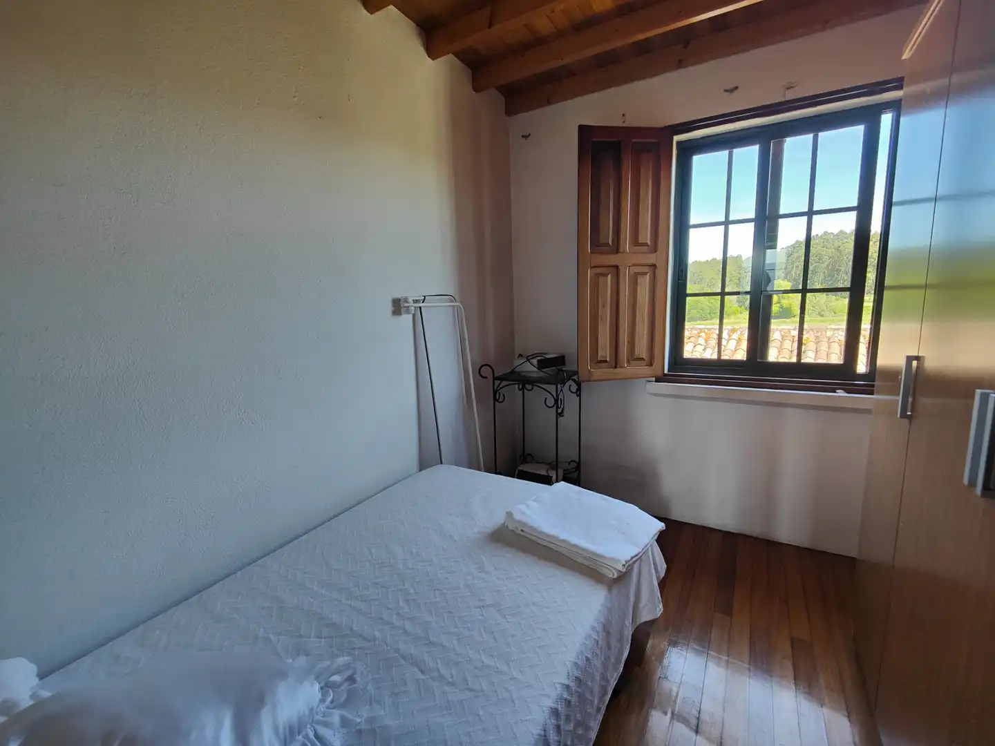 Bedroom of Houses for sale in Rianxo  with Heating, Private garden and Storage room