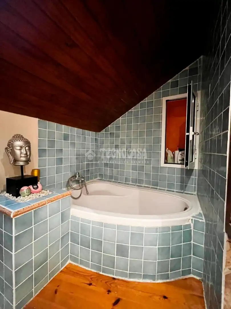 Baño de Casa adosada en venta en Sobradiel con Calefacción y Jardín privado