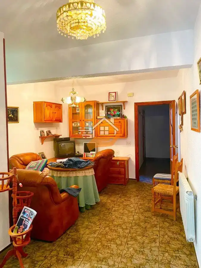 Sala d'estar de Casa adosada en venda en Chirivel amb Calefacció, Terrassa i Balcó