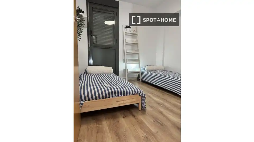 Schlafzimmer von Wohnung zur Miete in San Antonio de Benagéber mit Klimaanlage, Heizung und Möbliert