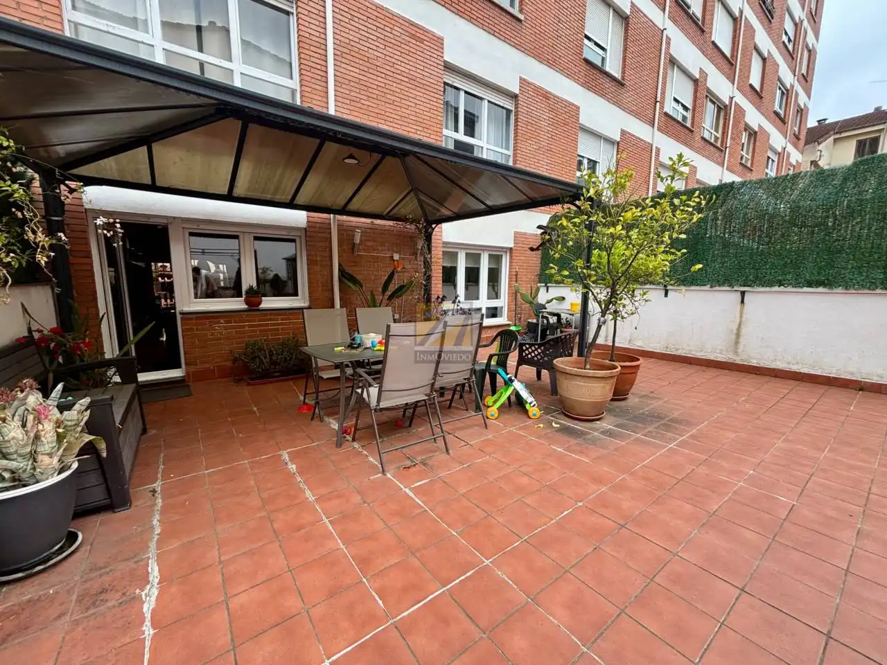 Terraza de Piso en venta en Oviedo  con Calefacción, Parquet y Terraza