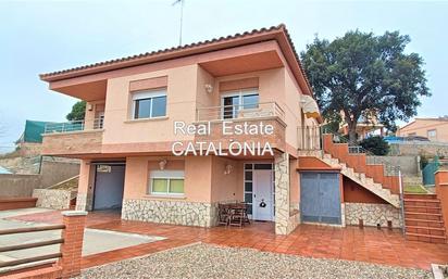 Vista exterior de Casa o xalet en venda en Lloret de Mar amb Calefacció, Jardí privat i Terrassa